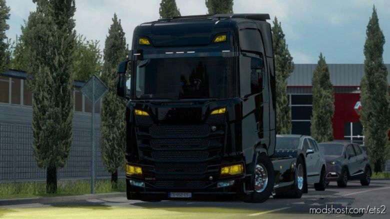 Yellow Light Trucks Standalone for Euro Truck Simulator 2