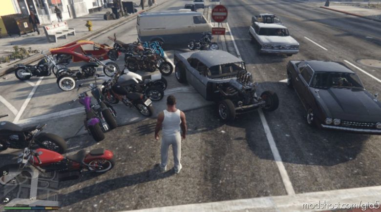 Spawn MP Vehicles In SP V1.2 for Grand Theft Auto V