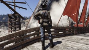 Fallout76 Mod: Gloomy Mothman Hunter Outfit (Image #2)