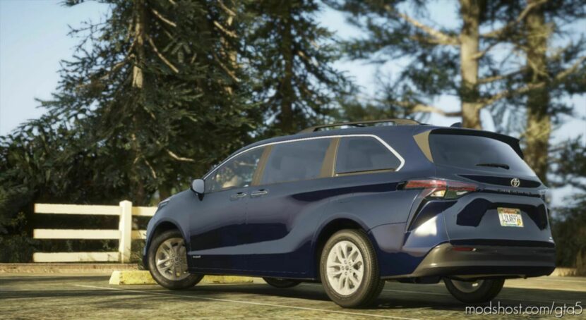 2022 Toyota Sienna XLE Replace/Add-On for Grand Theft Auto V