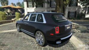 GTA 5 Rolls Royce Vehicle Mod: Rolls-Royce Cullinan (Image #3)