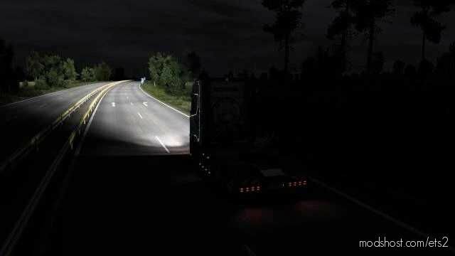 Enhanced Headlight Brightness For ALL Truck for Euro Truck Simulator 2