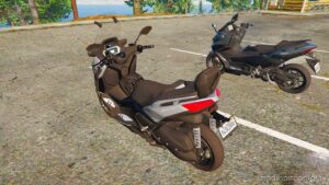 GTA 5 Yamaha Vehicle Mod: 2023 Yamaha Xmax (Image #3)