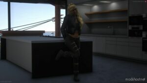 GTA 5 Player Mod: Female Sinead Puffer Jacket (Image #3)