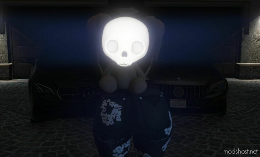 GTA 5 Player Mod: Glow Teddy Skull Backpack (Featured)