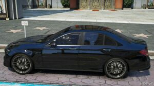 GTA 5 Mercedes-Benz Vehicle Mod: E63S AMG (Image #2)