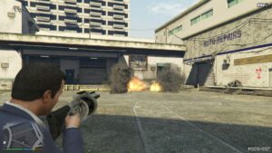 GTA 5 Weapon Mod: Explosive Cluster Grenade Launcher (WIP) (Image #3)