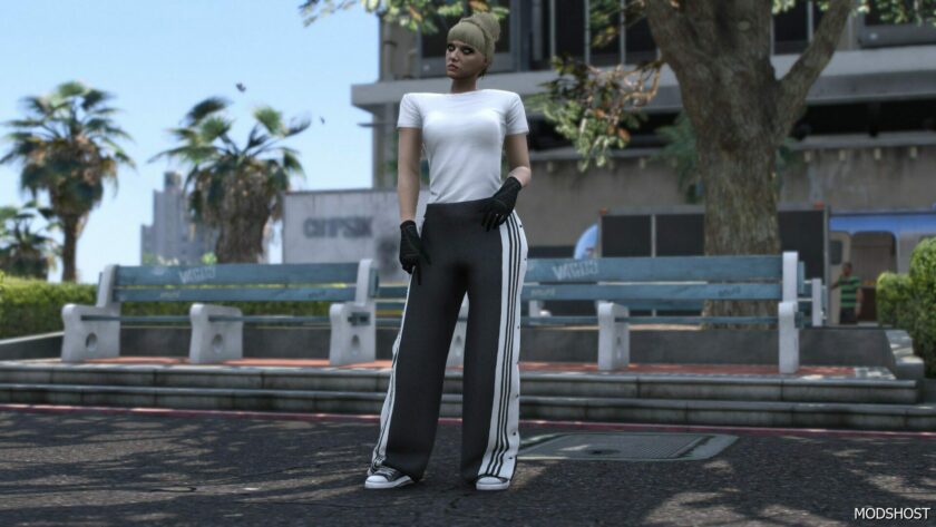 GTA 5 Adidas Buttoned Tracksuit Pants MP Female mod