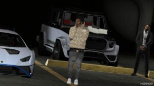 GTA 5 Player Mod: Puffer Jacket North Face Gucci for Franklin (Image #4)