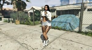 GTA 5 Player Mod: India Shorts for MP Female (Image #2)