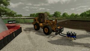FS22 Caterpillar Forklift Mod: 926M (Featured)