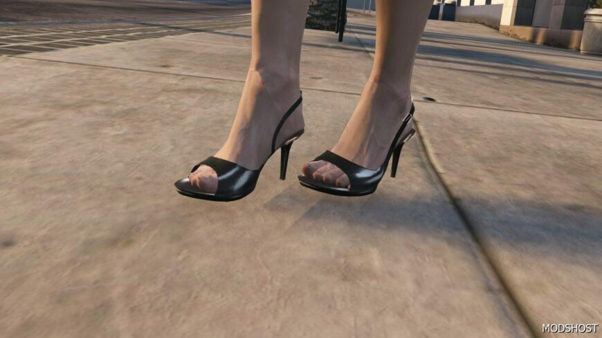 GTA 5 Maisie Shoes for MP Female mod