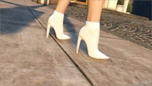 GTA 5 Player Mod: Omnia Shoes for MP Female (Image #2)