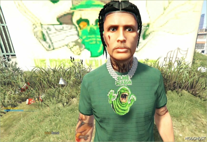 GTA 5 Player Mod: Custom Slime Season Slimer Glowing Charm with Cuban Chain for MP Male (Featured)